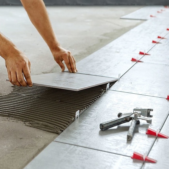 Професійне укладання плитки у ванній